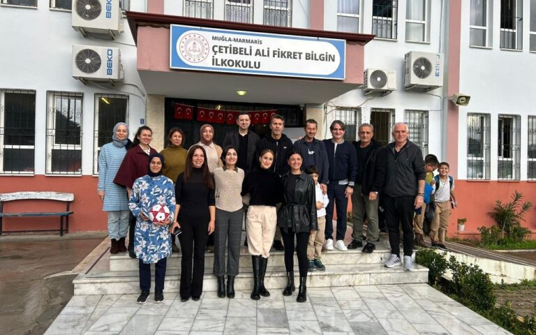 Bülent Korkmaz ile Okul Ziyareti - Fotoğraf 1