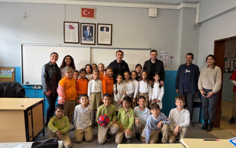 Bülent Korkmaz ile Okul Ziyareti - Fotoğraf 3