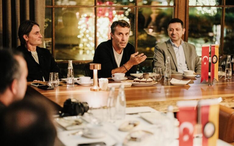 Bülent Korkmaz Marmaris'te - Fotoğraf 2